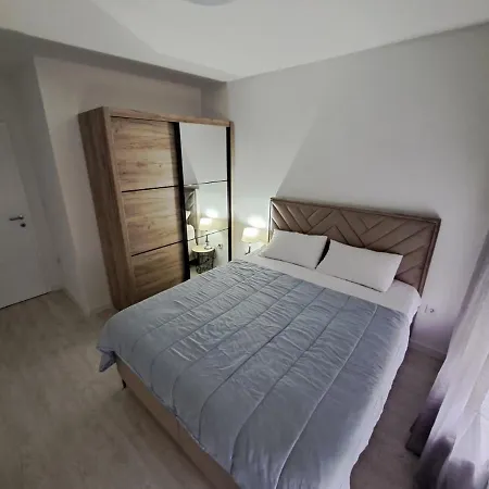 Apartman Arta *